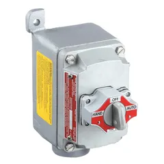 Maintained-action selector switch control station with Hand/Off/Auto legend and 4NO/4NC contact configuration. Suitable for manual selection of machine operating modes in industrial control applications.