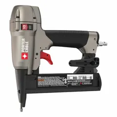 This air-powered finishing stapler drives 1/4 in wide, 18 gauge crowned staples. It features a 1/4 in Male NPT air inlet for pneumatic operation. Typical applications include trim, molding, cabinetry, and light furniture assembly.