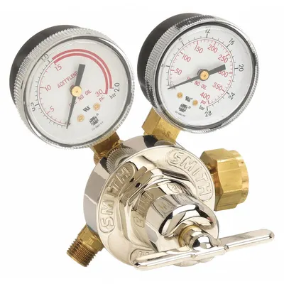SMITH EQUIPMENT Gas Regulator: Single Stage, CGA 520 Inlet, 9/16"-18 M LH Outlet, 15 psig - Fuel Gas Regulators