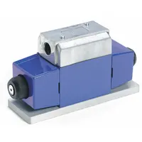 VICKERS Hydraulic Directional Valve: 12 gpm Max Flow Rate, D05 NFPA Size, Three Positions, Manifold (MPN 02-101991)