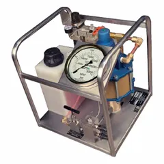 This high-flow air-operated hydraulic pump unit features a hand-operated, 2-position advance control and a 2.5 gal reservoir. It is used in industrial tensioning and bolting applications requiring high-pressure hydraulic power, such as heavy equipment assembly and pipeline maintenance.
