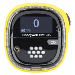 The HONEYWELL BW Solo (BWS1-ML-Y) is a single-gas detector for oxygen monitoring. It features an IP68-rated yellow housing, lithium battery, and Bluetooth communication. Typical applications include confined space entry and industrial safety monitoring for oxygen deficiency or enrichment.