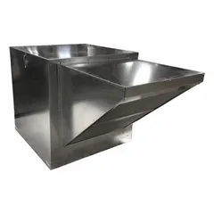 Belt-drive filtered supply fan with 15 1/2 in wheel, delivering 5,600 cfm at 1 1/2 in wc maximum static pressure. Features a single-speed, 3 hp, 230/460V AC totally enclosed motor. Designed for roof-mounted supply ventilation requiring filtration in commercial or industrial settings.