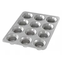 This 12-slot muffin pan is constructed from aluminized steel for even heat distribution. The silver finish and 10 5/8-inch overall width suit standard baking applications. Use for baking muffins, cupcakes, or tarts in commercial or home kitchens