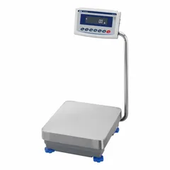 Column-mounted industrial balance with 0.1 g readability and a 13 1/2 in x 15 1/4 in platform. IP65-rated for washdown environments, it operates on electric power and supports parts counting (pcs). Includes a USB connection port. Not NTEP rated.