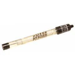 pH electrode with a flat epoxy tip and double junction for measurements from 0 to 14 pH. Features a BNC connector, 0.76 m cable, and 1/2 in diameter. Suitable for surface pH testing and low ionic strength samples in laboratory settings.