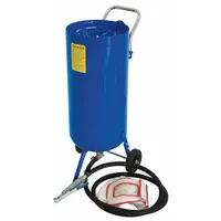 WESTWARD Portable Abrasive Blaster: Pressure Feed, 125 lb Media Capacity, 16 cfm