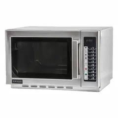 This AMANA countertop microwave offers a 1.2 cu ft oven capacity with 1000 W cooking power and 5 power levels. It is suited for heating and defrosting food in break areas or light commercial kitchens.