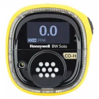 The HONEYWELL BW Solo BWS1-M2-Y is a single-gas detector for nitrogen dioxide (NO₂) with high alarm at 200 ppm and low alarm at 35 ppm. It features an IP68-rated yellow housing, lithium battery, and Bluetooth communication. Suitable for personal safety monitoring in industrial environments where NO₂ exposure may occur