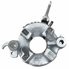 Semi-automatic, right-hand threading die head for NPT pipe. Accommodates 1/2 in to 3/4 in pipe sizes. Designed for use with Collins Series machines in plumbing and industrial piping applications.