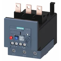 IEC thermal overload relay with three poles and integrated bimetallic elements for direct motor protection. Rated for 690V AC, it includes one normally open and one normally closed auxiliary contact. Designed for use with SIRIUS contactors of Frame Size S3, connection is via screw terminals.