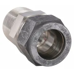 This single-ferrule stainless steel fitting from the CPI™ series connects 3/4 in OD tubing to a 3/4 in male NPT threaded port. It is used in instrumentation and process systems for fluid handling applications.