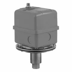 Diaphragm vacuum switch for power circuits with DPST contacts and two adjustable thresholds. Rated for maximum pressure of 100 psi with a 1/4-18" FNPT connection. Suitable for industrial control panels, packaging machinery, and pneumatic systems requiring vacuum monitoring.