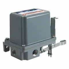 Mechanically alternating float switch for open-tank liquid level control. Features DPST-4NC contact configuration, aluminum housing, and screw clamp terminals. Weather-resistant design suitable for pump alternation or high-level alarm applications in industrial water, wastewater, and chemical processing systems.
