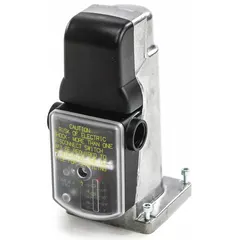 Gas actuator for modulating gas flow in burners and boilers within HVACR systems. Used in industrial heating processes requiring precise valve positioning for safety and efficiency.