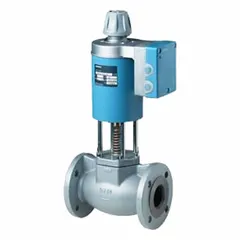 This Siemens 2-way flanged zone valve features a 3/4 in flanged port connection, 5.9 Cv flow rate, and 24V AC/DC actuator voltage. It operates with spring return, normally closed action, and proportional signal for modulating control. Suitable for regulating water or glycol flow in HVAC and industrial fluid control systems.