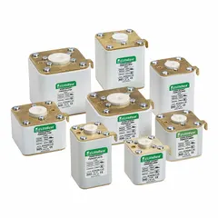 Very-fast-acting threaded flush-end square fuse rated 250 A, 1,300 V AC, and 1,000 V DC. Designed for overcurrent protection in industrial power electronics such as variable-frequency drives and rectifiers. Provides rapid current interruption in high-voltage equipment.