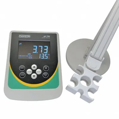 OAKTON pH Meter: Millivolt/pH/Temp, Electrodes Sold Separately, Probe Stand - Benchtop pH Meters