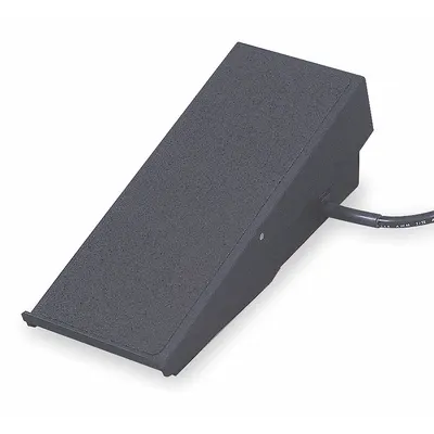 LINEMASTER Foot Switch: Varior OH Series, 1 Pedals, Momentary, SPDT - Single-Pedal Foot Switches