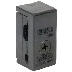 This quick connector is a mounting supply for universal single circuit low-voltage landscape lighting. It facilitates wiring connections in outdoor low-voltage installations. Supports 12 VAC/VDC systems.