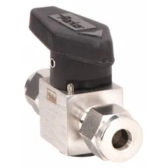 This Parker 2-way rotary plug valve is constructed from 316 stainless steel for corrosion resistance. With a 1/4 in pipe size, it is suited for on/off control in instrumentation systems handling chemicals, gas, or oil media.