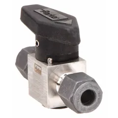 This Parker 2-way rotary plug valve is constructed from 316 stainless steel for corrosion resistance. With a 1/4 in pipe size, it is suited for flow control in chemical, gas, and oil media systems. Typical applications include instrumentation and process lines requiring a compact shut-off valve.