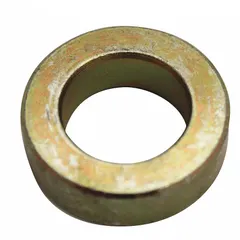 Replacement spacer for Ariens snow blowers. Compatible with Ariens brand equipment and fits manufacturer model number 834033. Used during maintenance or repair to ensure proper spacing and alignment of components.