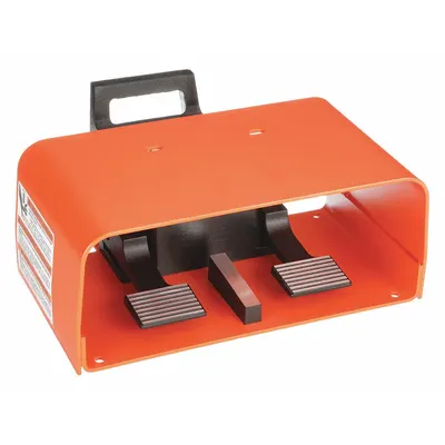 LINEMASTER Foot Switch: Explosion Proof 500 Series, 2 Pedals, (2) SPDT - Twin-Pedal Foot Switches
