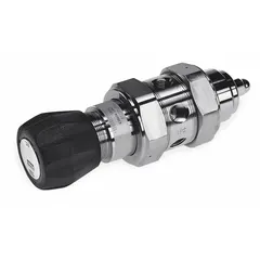 This Parker pressure regulator features a stainless steel body with 1/4 in FNPT connections on both inlet and outlet. It is adjustable from 24.7 psi to 264.7 psi, suitable for reducing and stabilizing pressure in pneumatic systems. Commonly used in industrial automation, instrumentation, and process control applications requiring corrosion resistance.