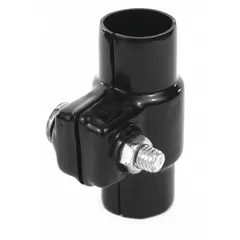 This split coupling is used to connect two sections of rigid steel conduit in electrical installations. Made of steel with a PVC-coated black finish, it provides corrosion resistance for industrial environments.