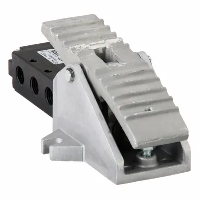 Parker Manual Air Control Valve: DirectAir 4, Four-Way / Two-Position, Foot Pedal - Parker Directair 4 Series Manual Air Control Valves