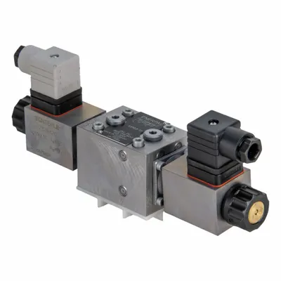 ENERPAC Solenoid Poppet Valve: 5 gpm Max Flow Rate, Three Positions, Oil, Four-Way Ways - Solenoid-Operated Directional Control Valves