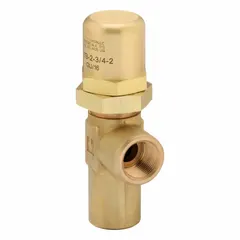 This Parker soft-seat pressure control valve regulates downstream pressure in hydraulic and pneumatic systems. It features a brass body, 3/4 in NPT connections, a maximum set pressure of 35 psi, and a flow capacity of 15 gpm. The soft-seat design provides positive shut-off for precise pressure limiting in industrial fluid power circuits.