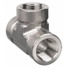 This 316 stainless steel pipe tee is designed for extreme pressure instrumentation systems. It features a run x run x branch configuration with 3/4 in connections on all three ports and a maximum operating pressure of 3,500 psi. Suitable for use in high-pressure fluid handling applications where corrosion resistance and leak integrity are required.