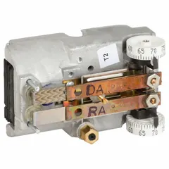 Pneumatic thermostat for heating and cooling applications. Direct action at 20 psig, reverse action at 15 psig. Temperature control range 55° to 85°F. Two-pipe high volume air flow output. Horizontal mounting, cover not included.